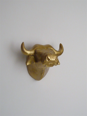Buffalo - knage, design Jorine Oesterhoff, guldlakeret polystone og metal m. indst�bt skrue (incl. plug).  
