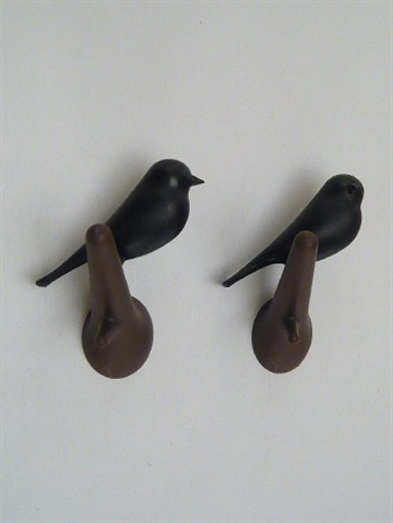 Hook Sparrow - knages�t, h�rd plast, 2 stk sort/brun i s�d �ske - ( incl. monteringsvejledning, skruer og plugs ).  F�S NU MED SORT GREN - hvis det �nskes, skriv det som kundenotat.  