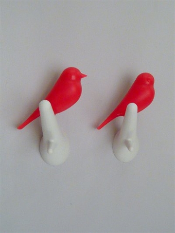 Hook Sparrow - knages�t, h�rd plast, 2 stk r�d/hvid i s�d �ske - ( incl. monteringsvejledning, skruer og plugs ). F�S NU MED SORT GREN - hvis det �nskes, skriv det som kundenotat.   