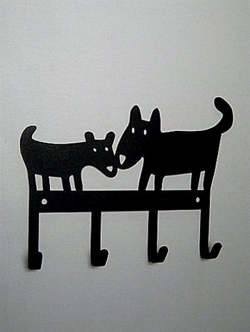Sort smedejerns knager�kke m. hunde og 4 kroge fra "Bengt og Lotta design", Sverige.  