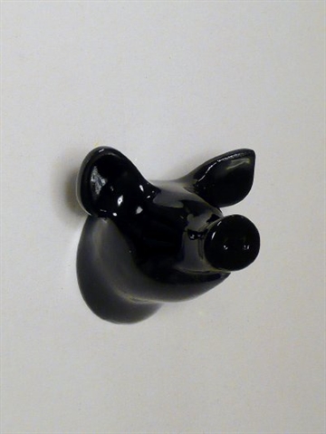 Dear Piggy -  knage, design Jorine Oosterhoff, sortlakeret polystone og metal m. indst�bt skrue (incl. plug). 