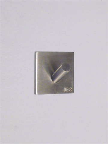 BB design - firkant knage, mat krom, st�rkt selvkl�bende.