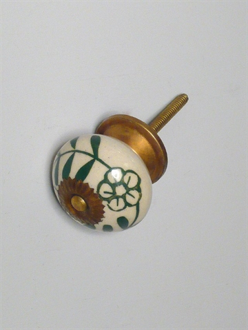 Cremehvid porcel�nsknop m. gr�nt h�ndmalet m�nster og forgyldt metal, stor.