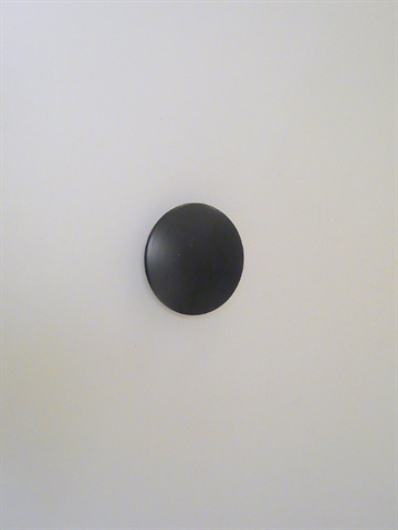 Sort knop knage m. hals ( til b�jle ) og skrue, massiv polystone, lille - EGNET TIL V�G.