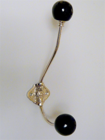 Fransk forkromet metalknage m. sorte porcel�nsknopper.