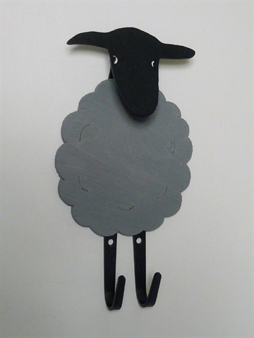 F�re knage, svensk design, gr� "tr�pels" og sort smedejern m. 2 kroge og hoved, der kan fungere som knage. 