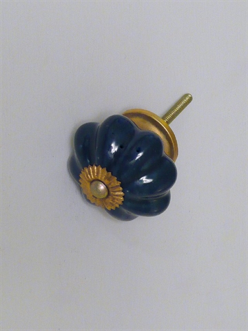 M�rkebl� porcel�nsknop m. riller og forgyldt metal, stor.