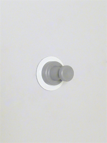 St�rk magnet knage m. selvkl�bende hvidlak. metalplade, gr�.