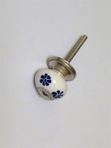 Hvid porcel�nsknop m. m�rkebl� blomster og forkromet metal, lille.