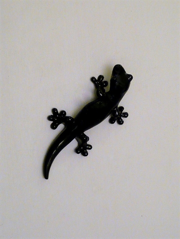 Gekko knage/knop, design Jorine Oosterhoff, sortlak. h�rd polystone m. skrue, ( hoved fungerer som knage ) - EGNET TIL B�DE V�G OG M�BLER.